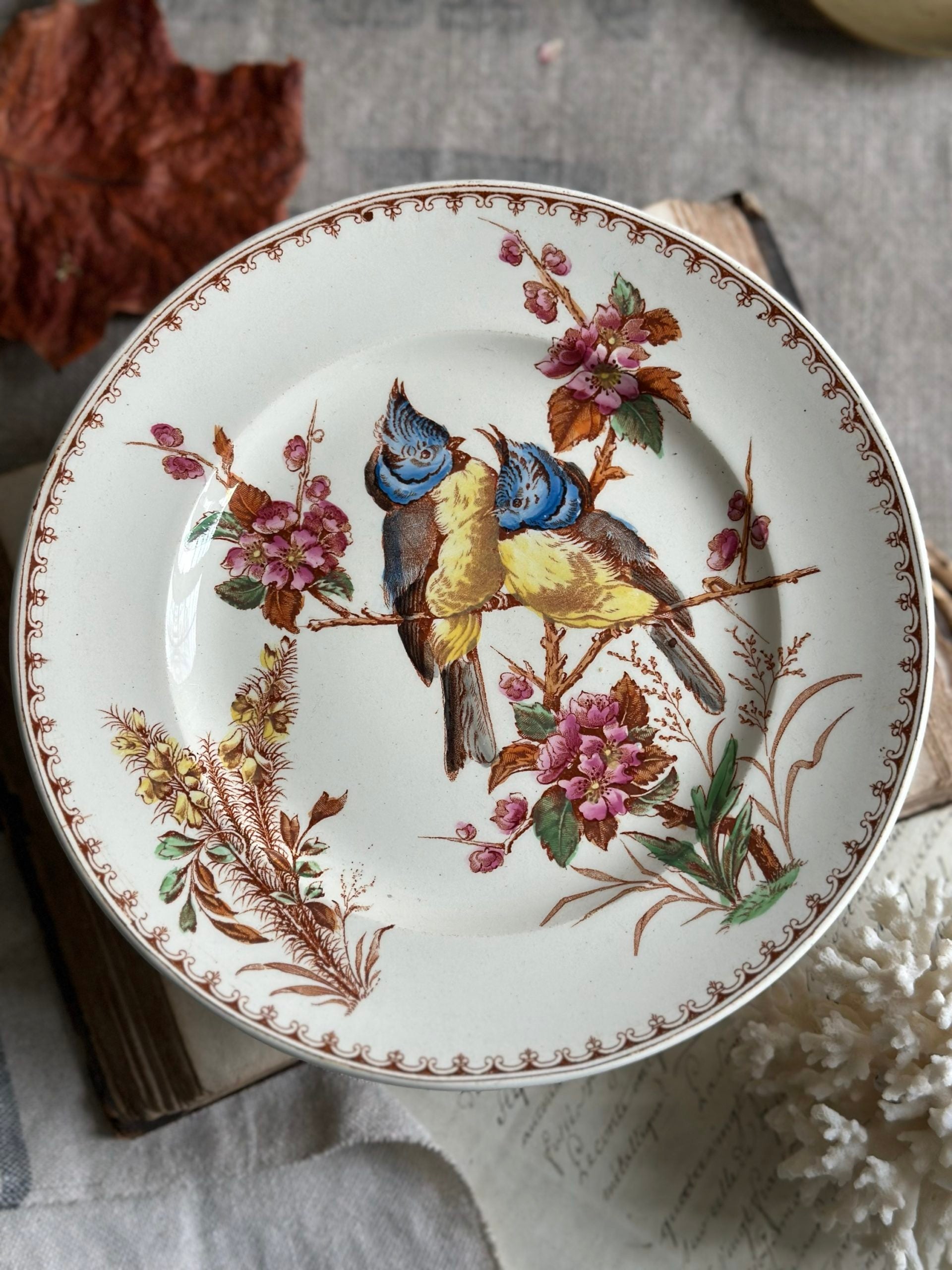 Lunéville polychrome pedestal platter, Mésange pattern