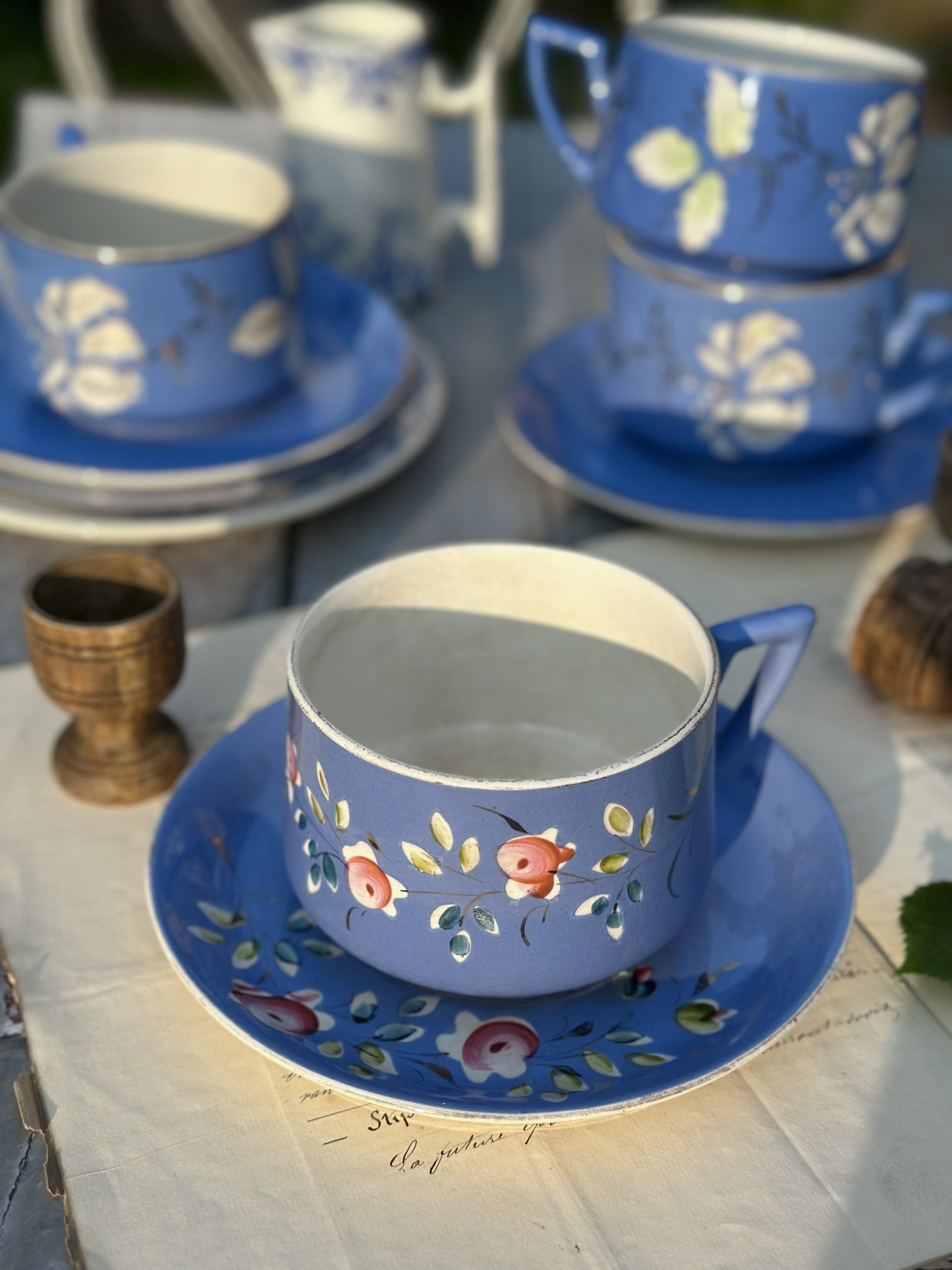 I. Reservé - Grande tasse à chocolat Sarreguemines