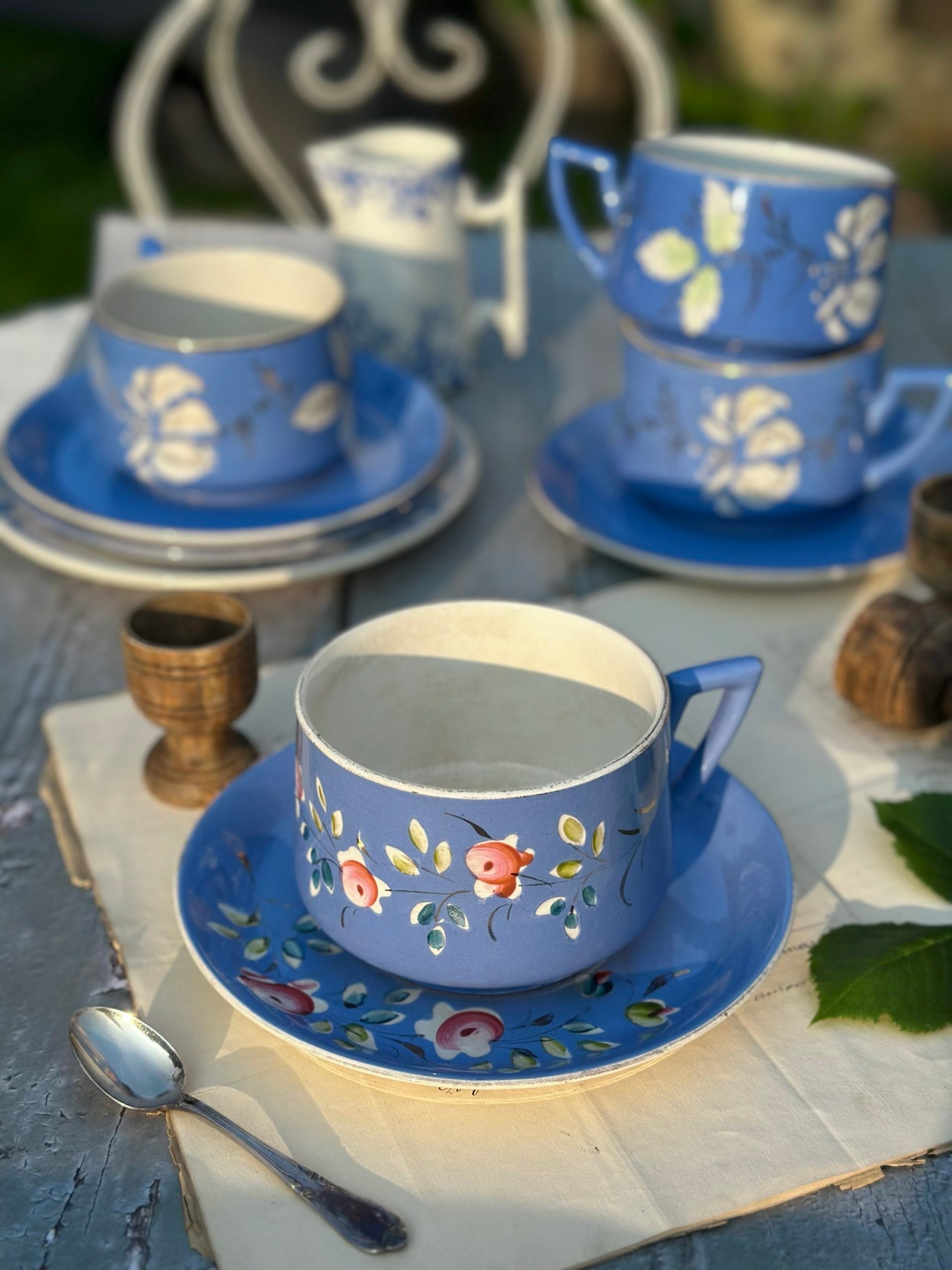 I. Reservé - Grande tasse à chocolat Sarreguemines