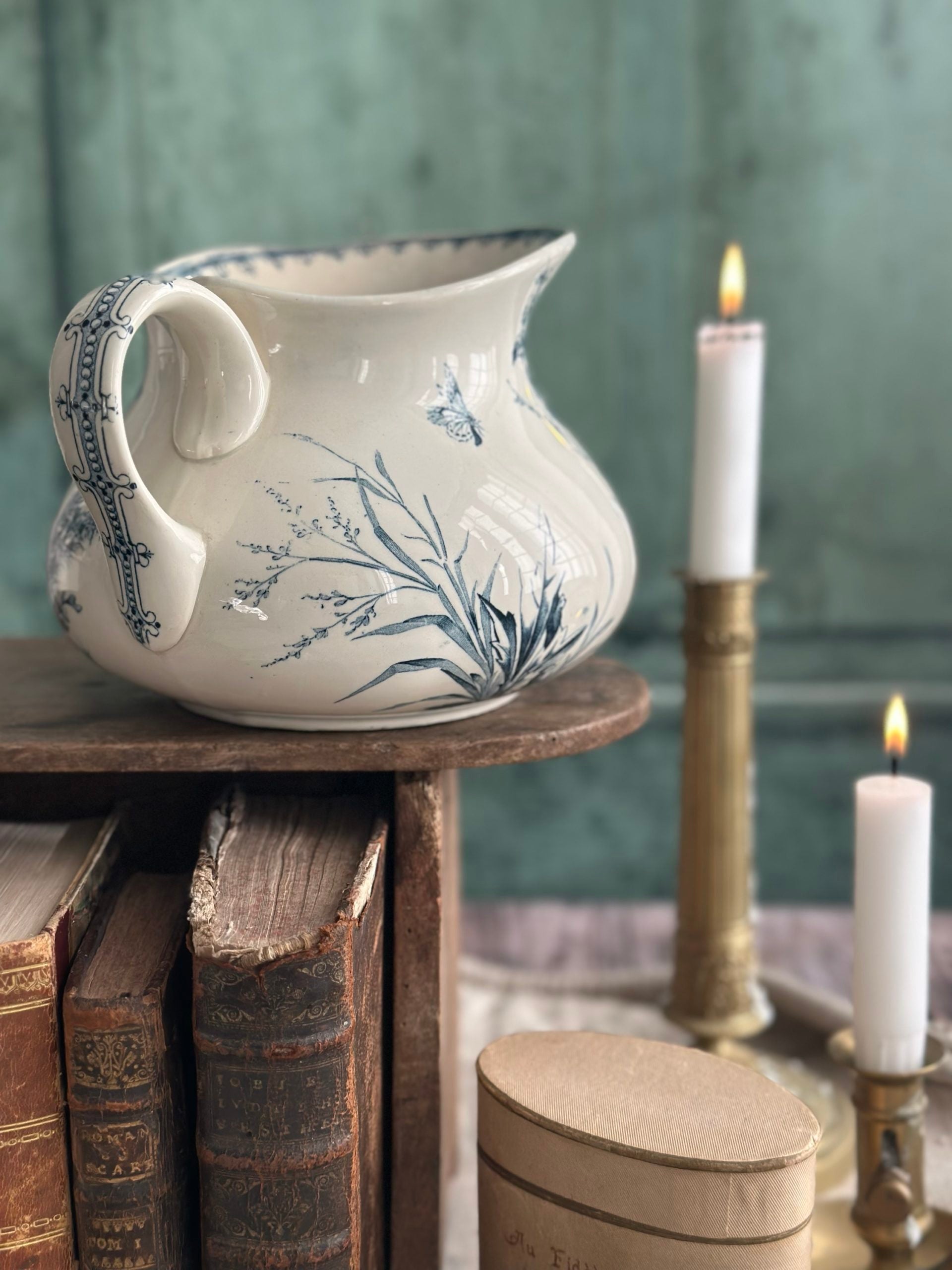 Chubby jug, ironstone, Lunéville model, Titmouse