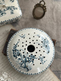 Lunéville sponge holder, Mésange model (upper part)