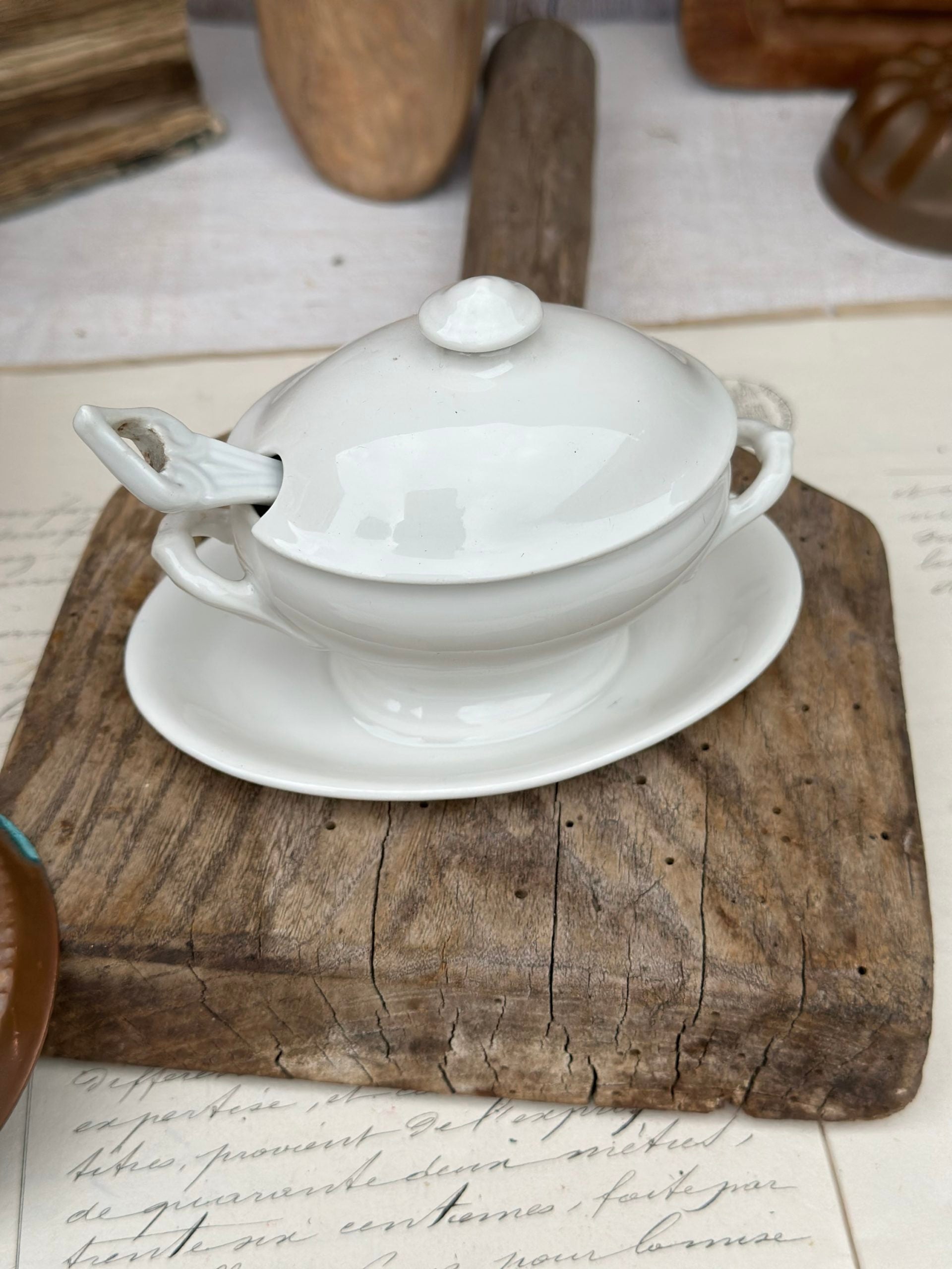 Small porcelain mustard pot