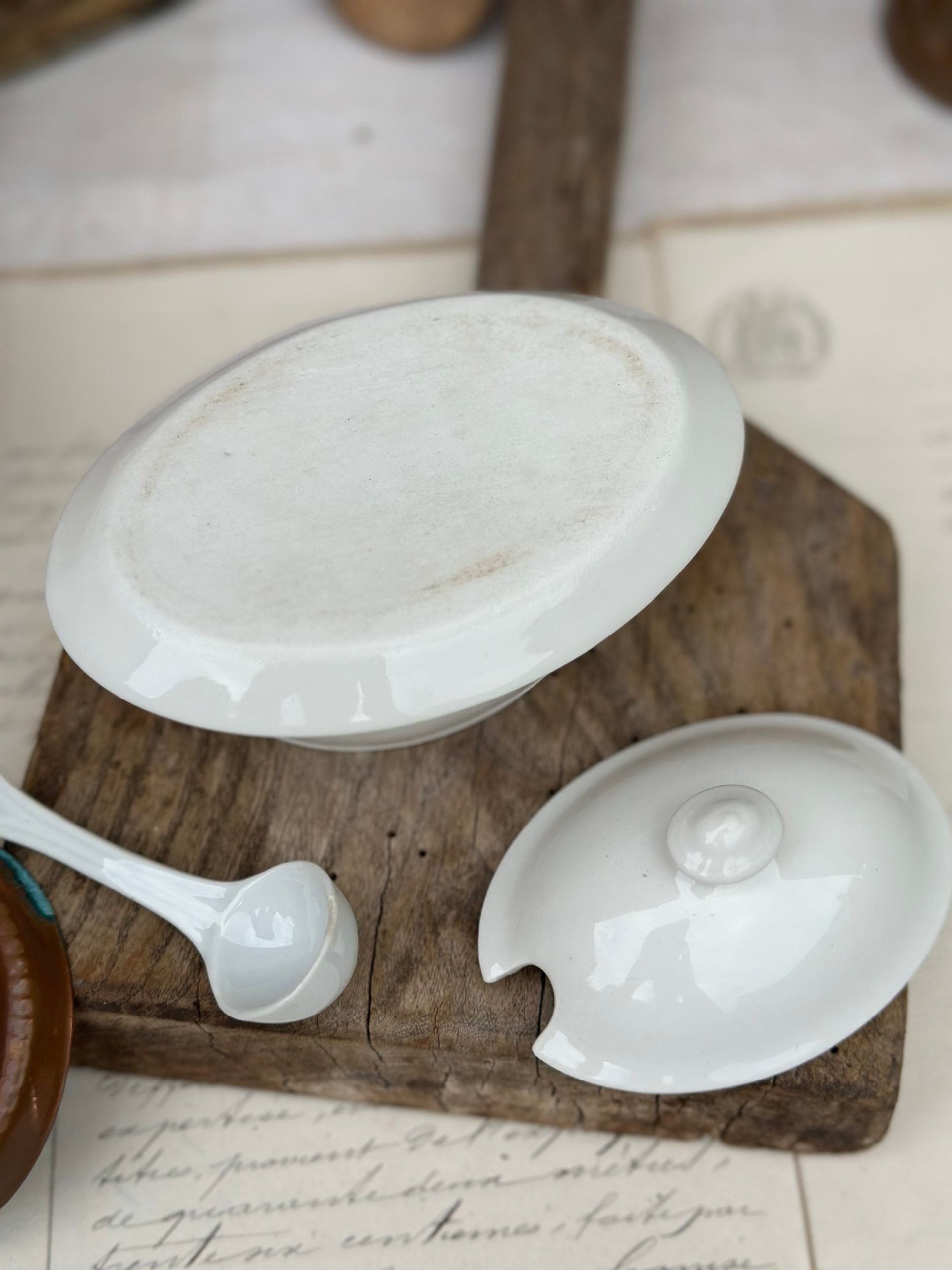 Small porcelain mustard pot