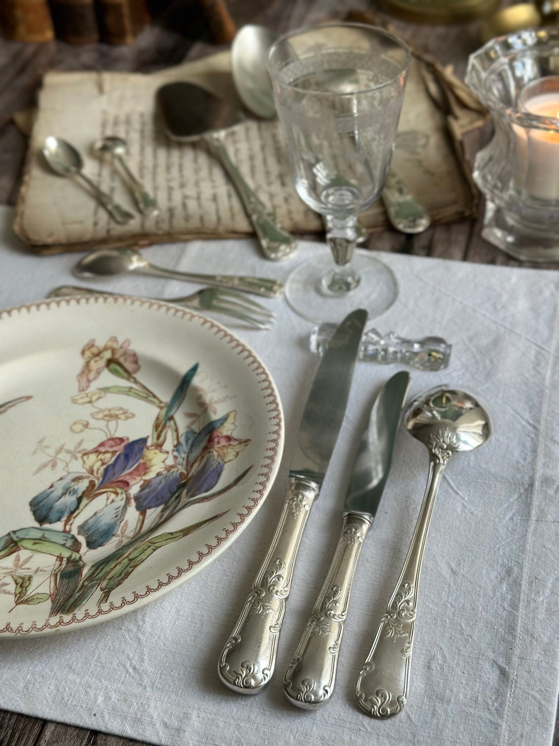 Grande ménagère en métal argenté l'orfèvrerie François Frionnet - 88 pièces