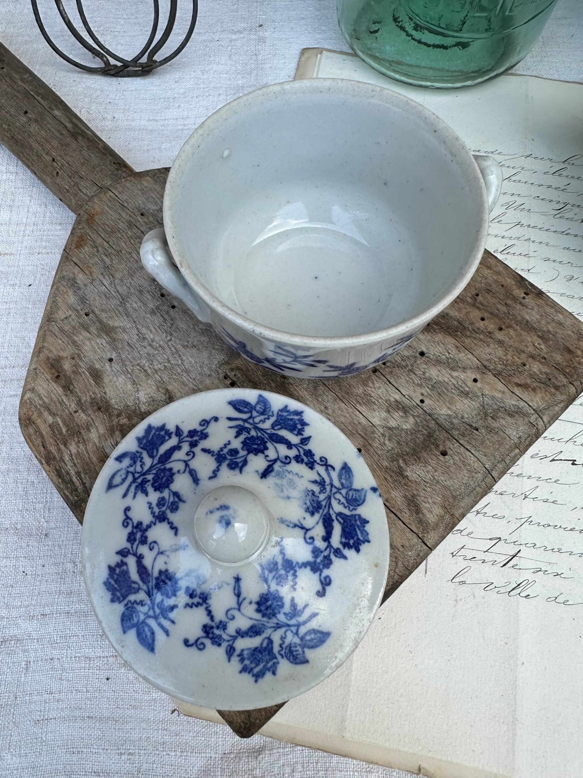 Mini soup tureen/small pot St Uze