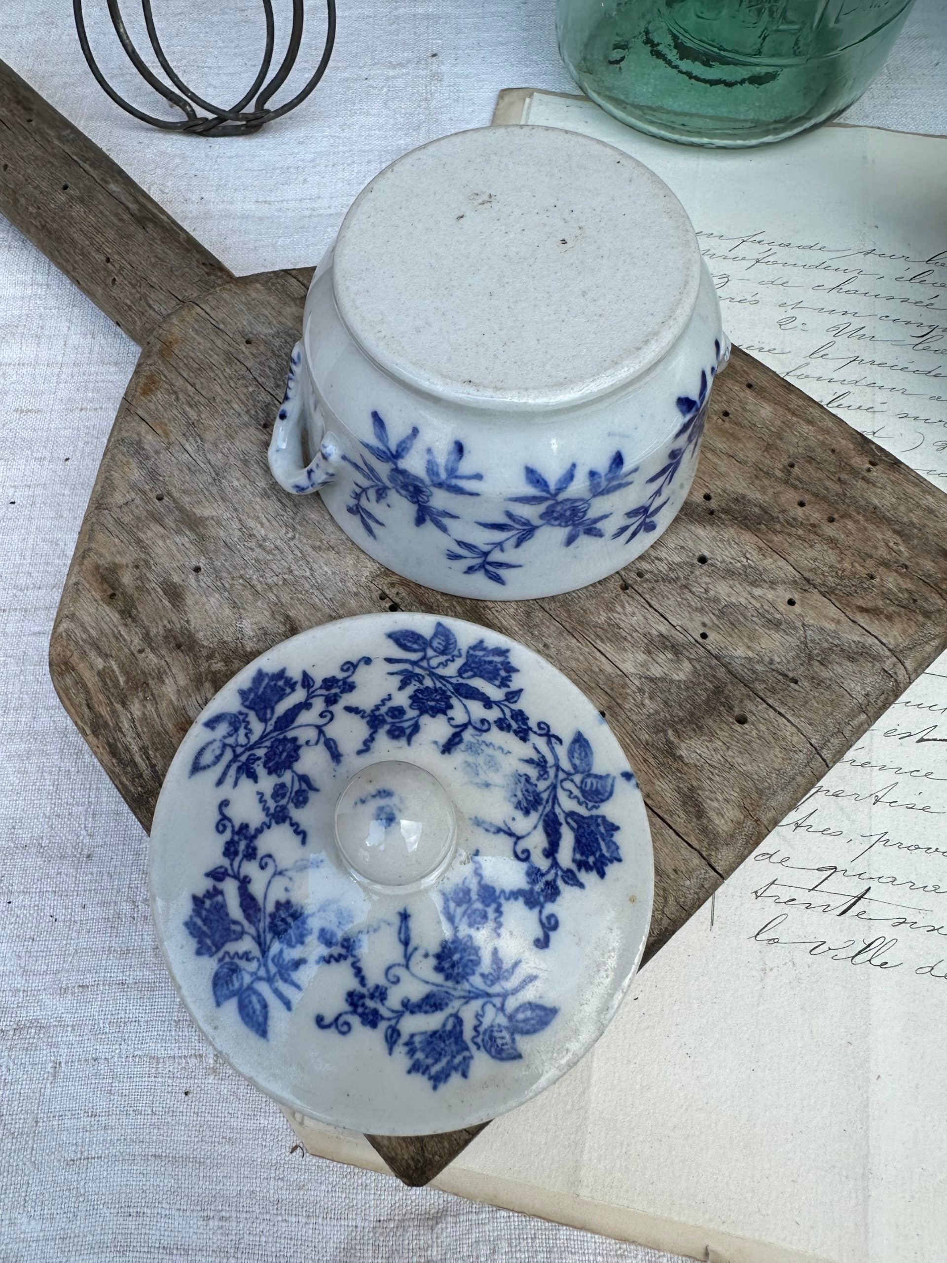 Mini soup tureen/small pot St Uze