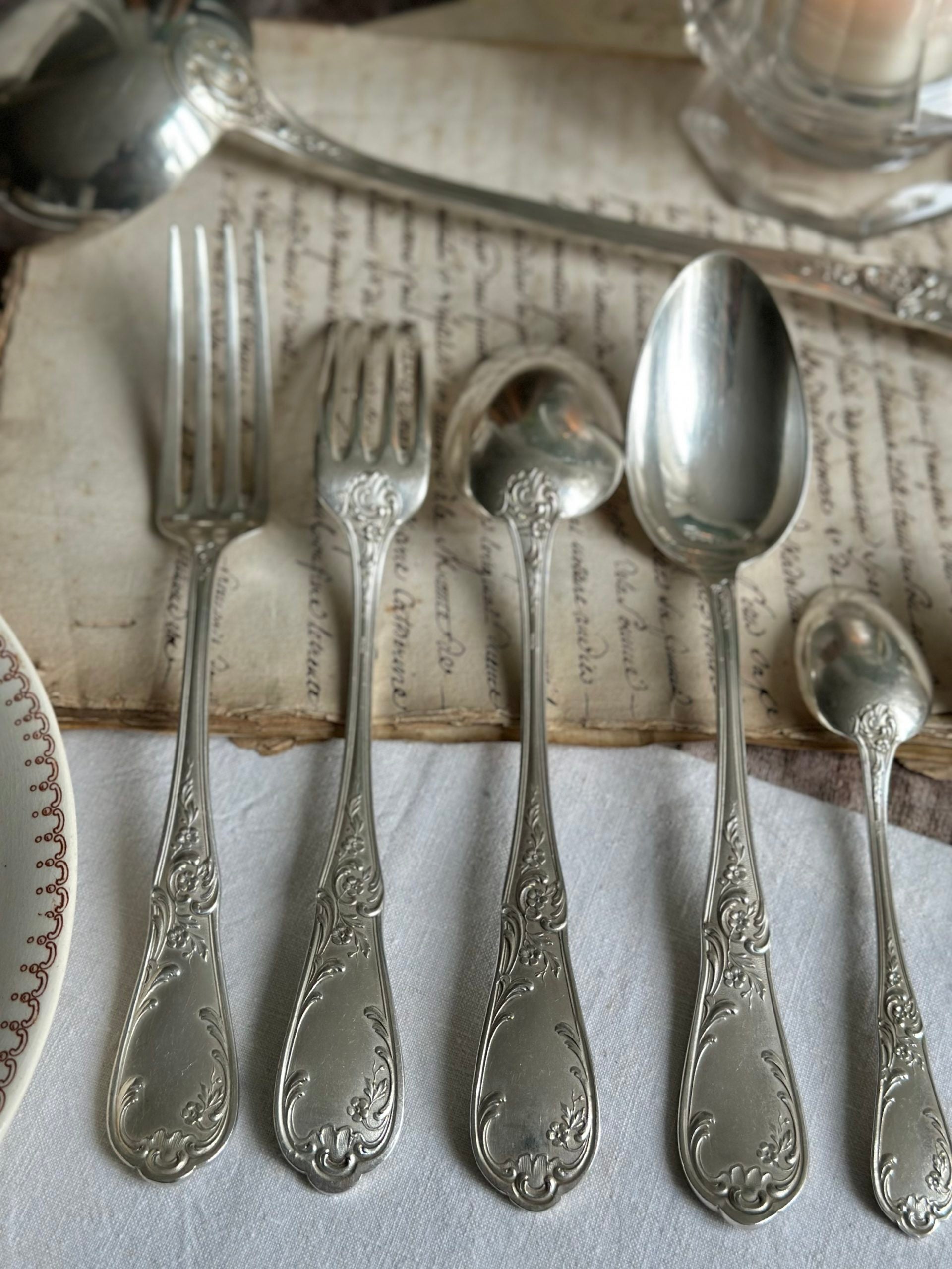 Exquisite 37-piece silver-plated flatware set from the 19th century