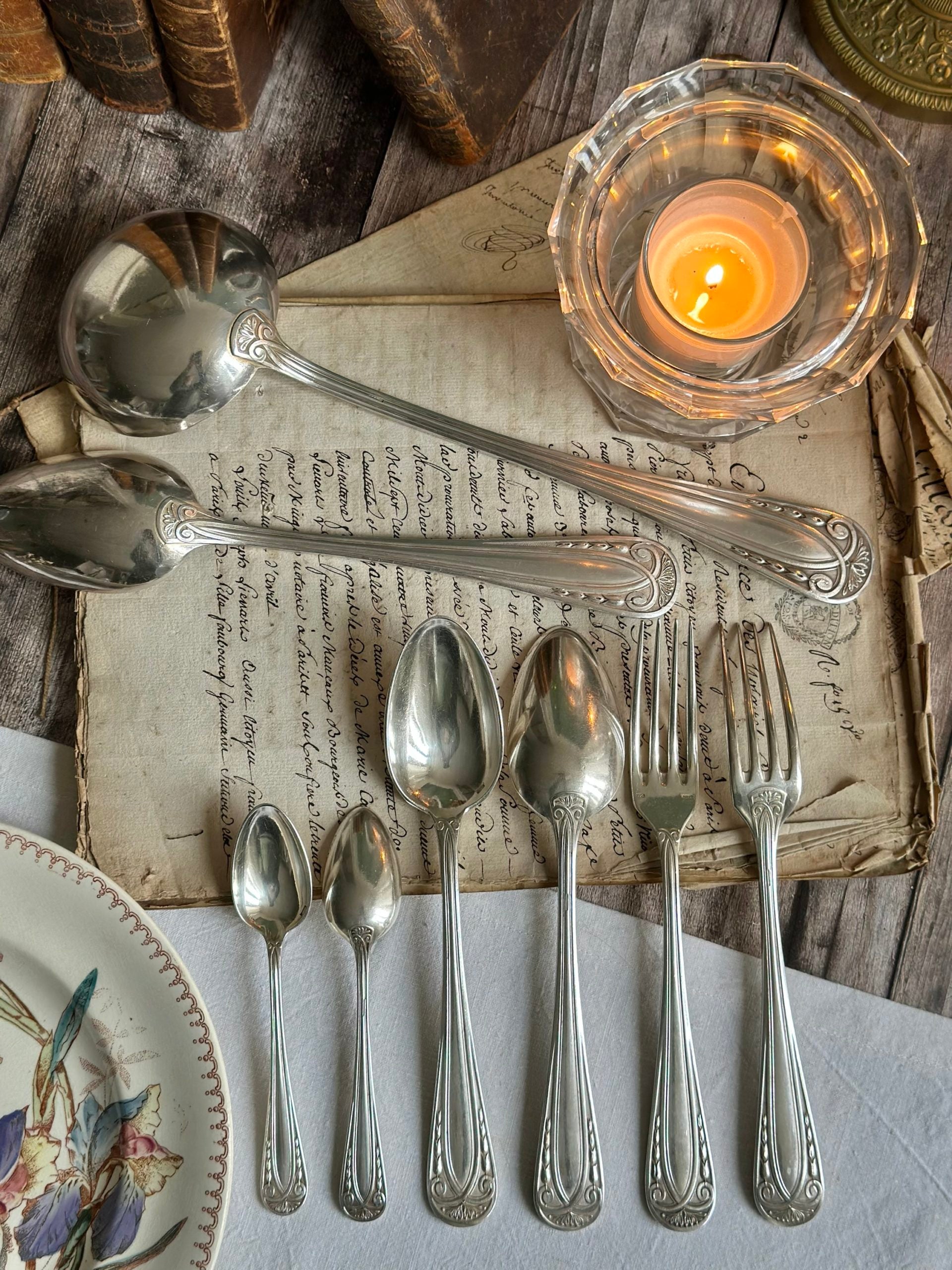 Ménagère 38 pièces en métal argenté