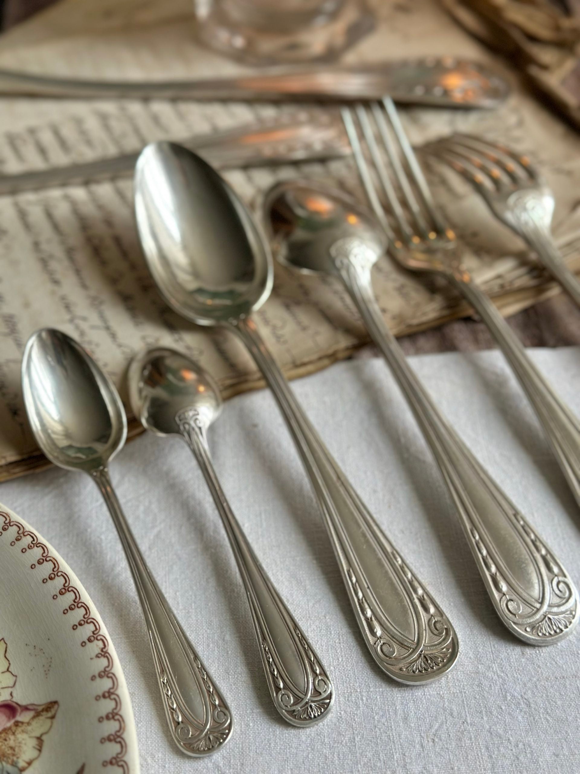 Ménagère 38 pièces en métal argenté