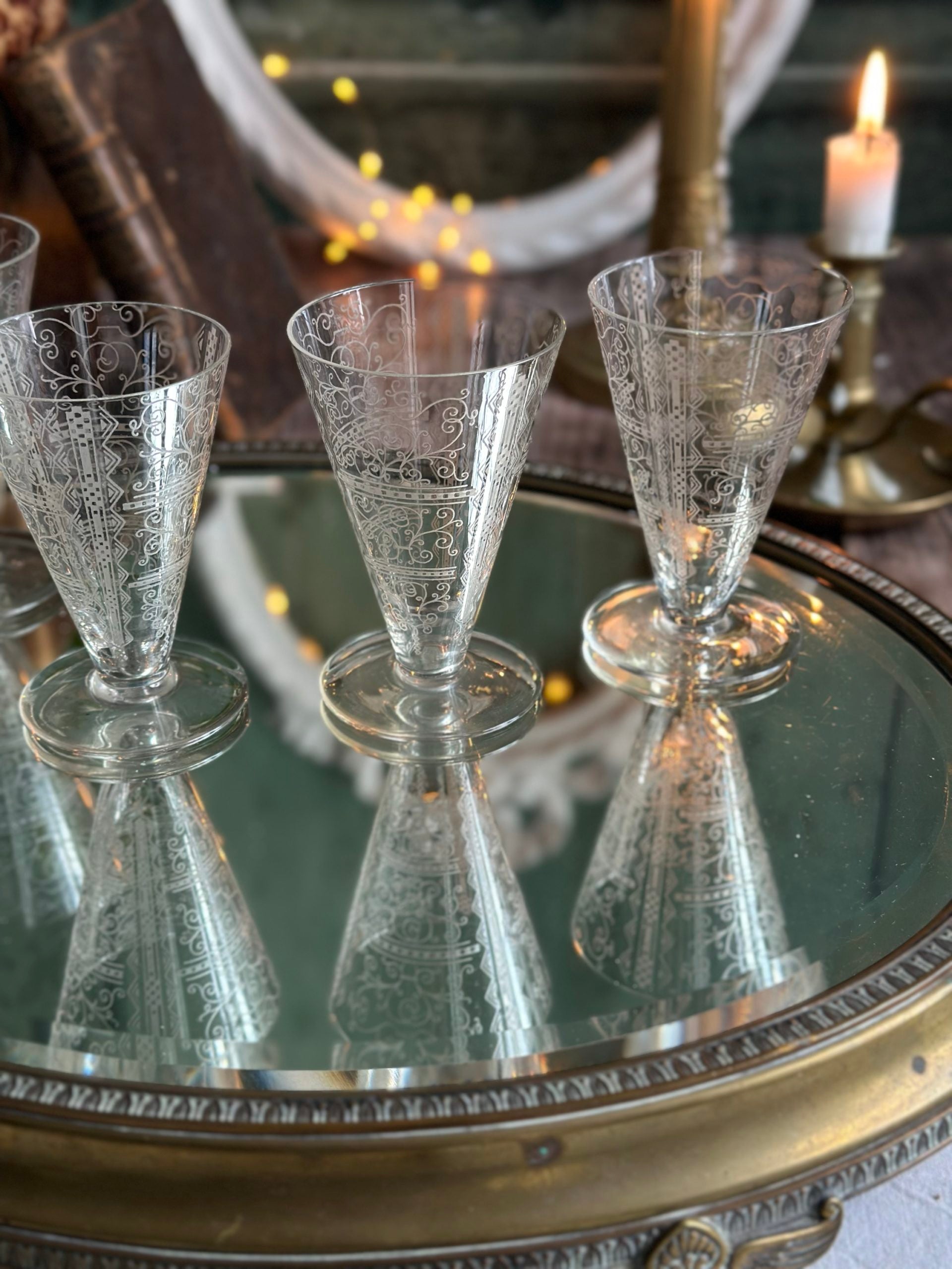 Set of 4 Baccarat crystal white wine glasses, Lido pattern