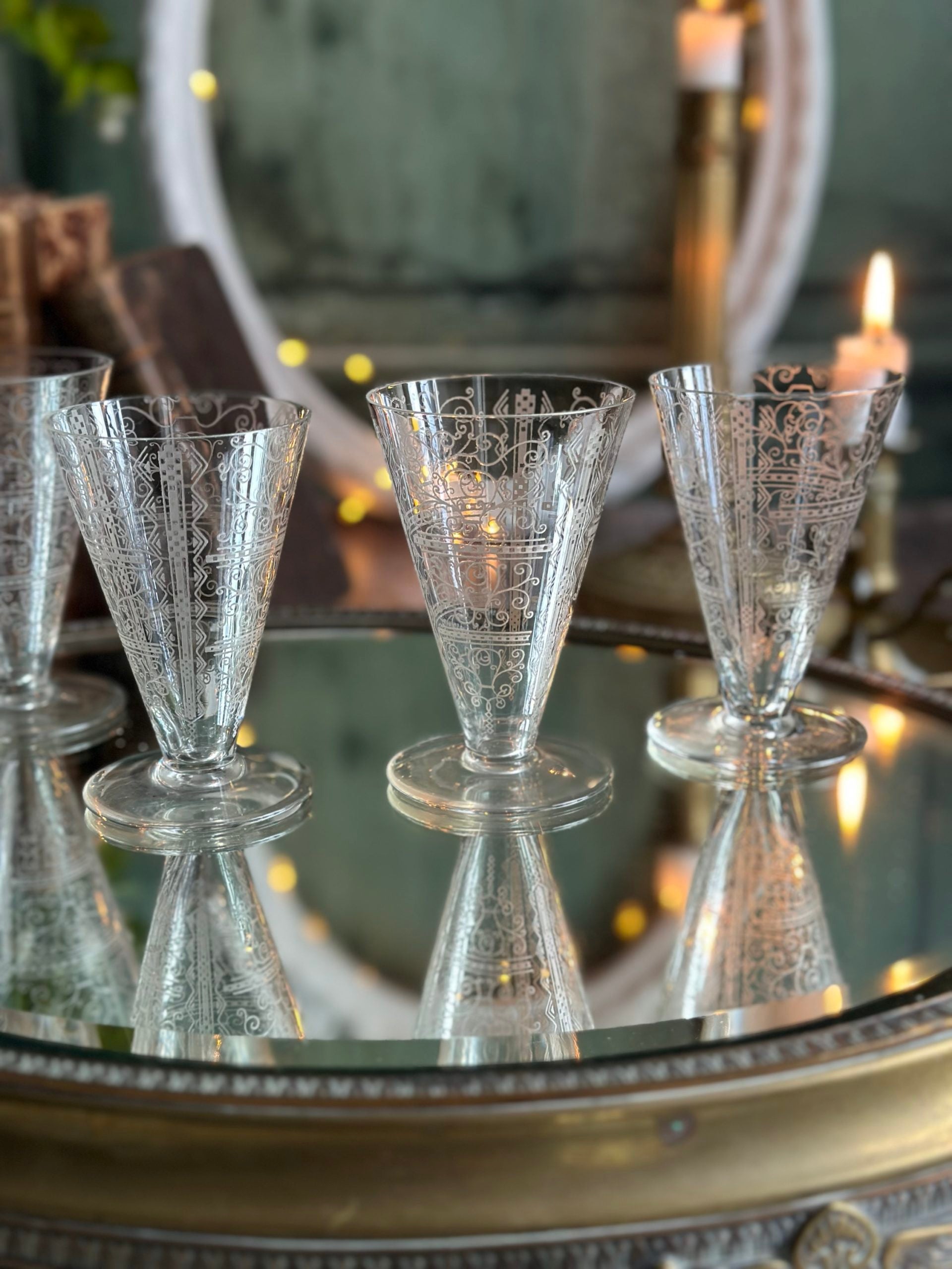 Set of 4 Baccarat crystal white wine glasses, Lido pattern