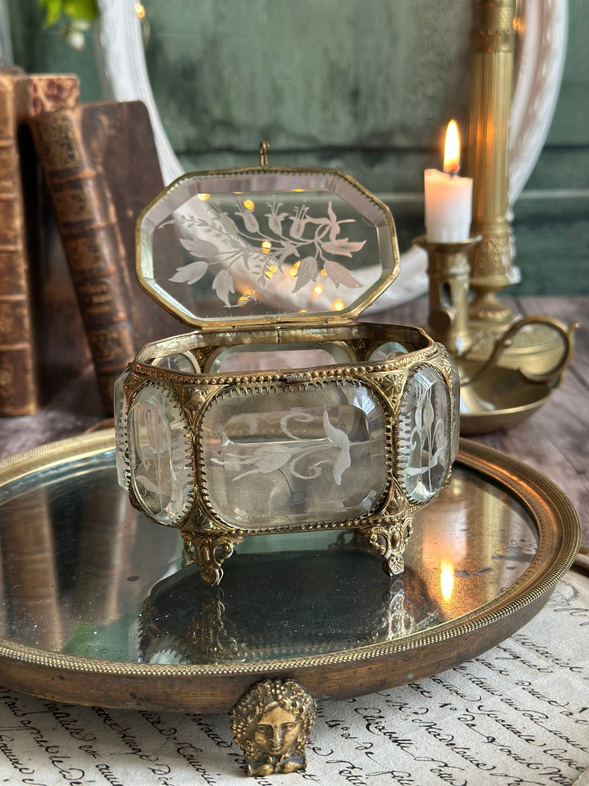 Exquisite 19th-century octagonal jewelry box, beveled crystal, engraved