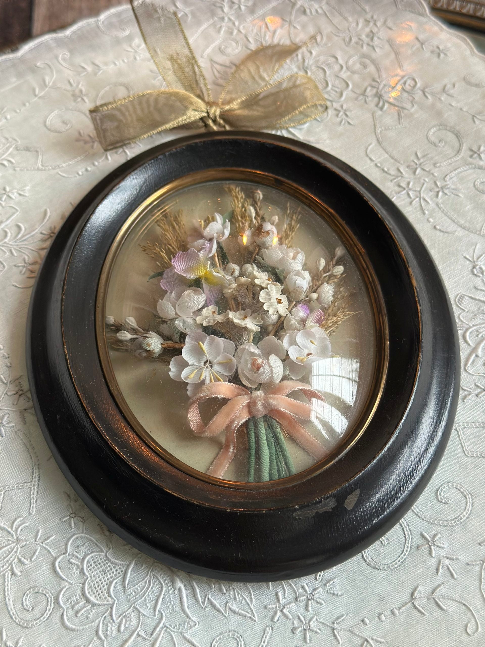 Attractive Napoleon III frame in blackened wood, brass and convex glass