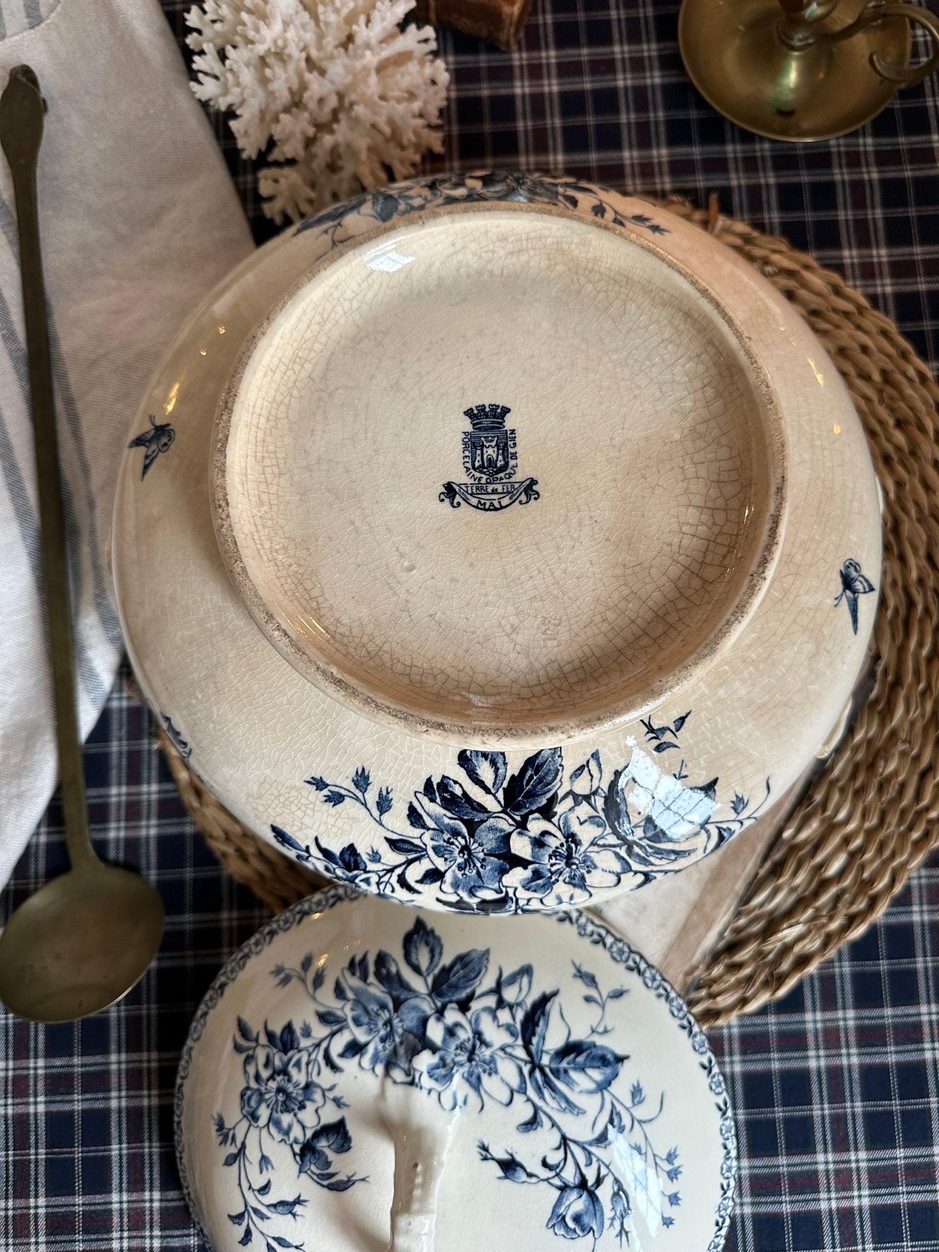 Gien May pattern soup tureen