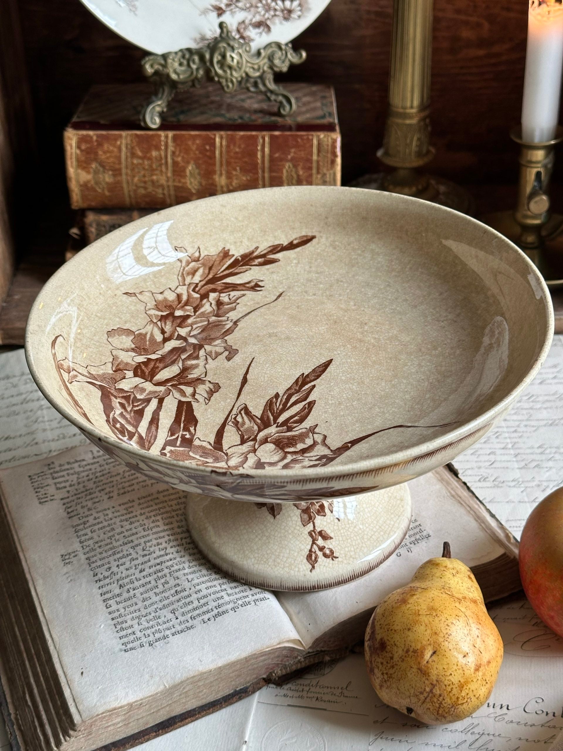 Jules Vieillard Bordeaux Chevreuse model fruit bowl