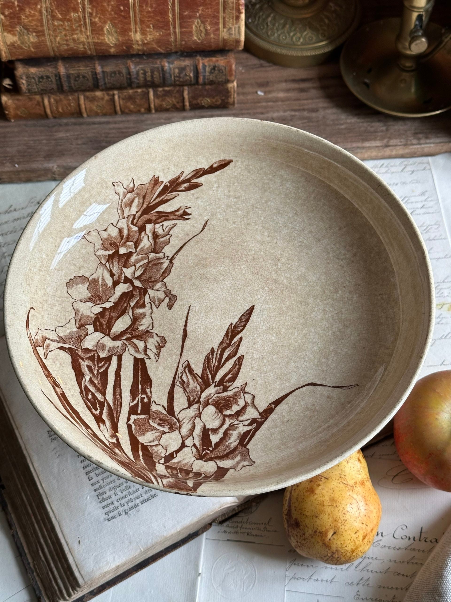 Jules Vieillard Bordeaux Chevreuse model fruit bowl