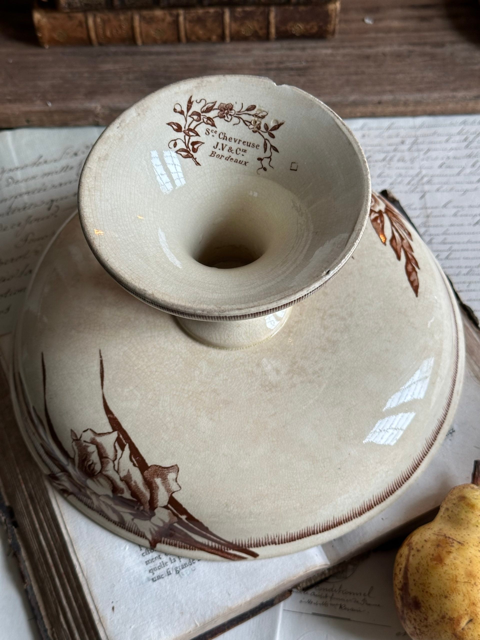 Jules Vieillard Bordeaux Chevreuse model fruit bowl