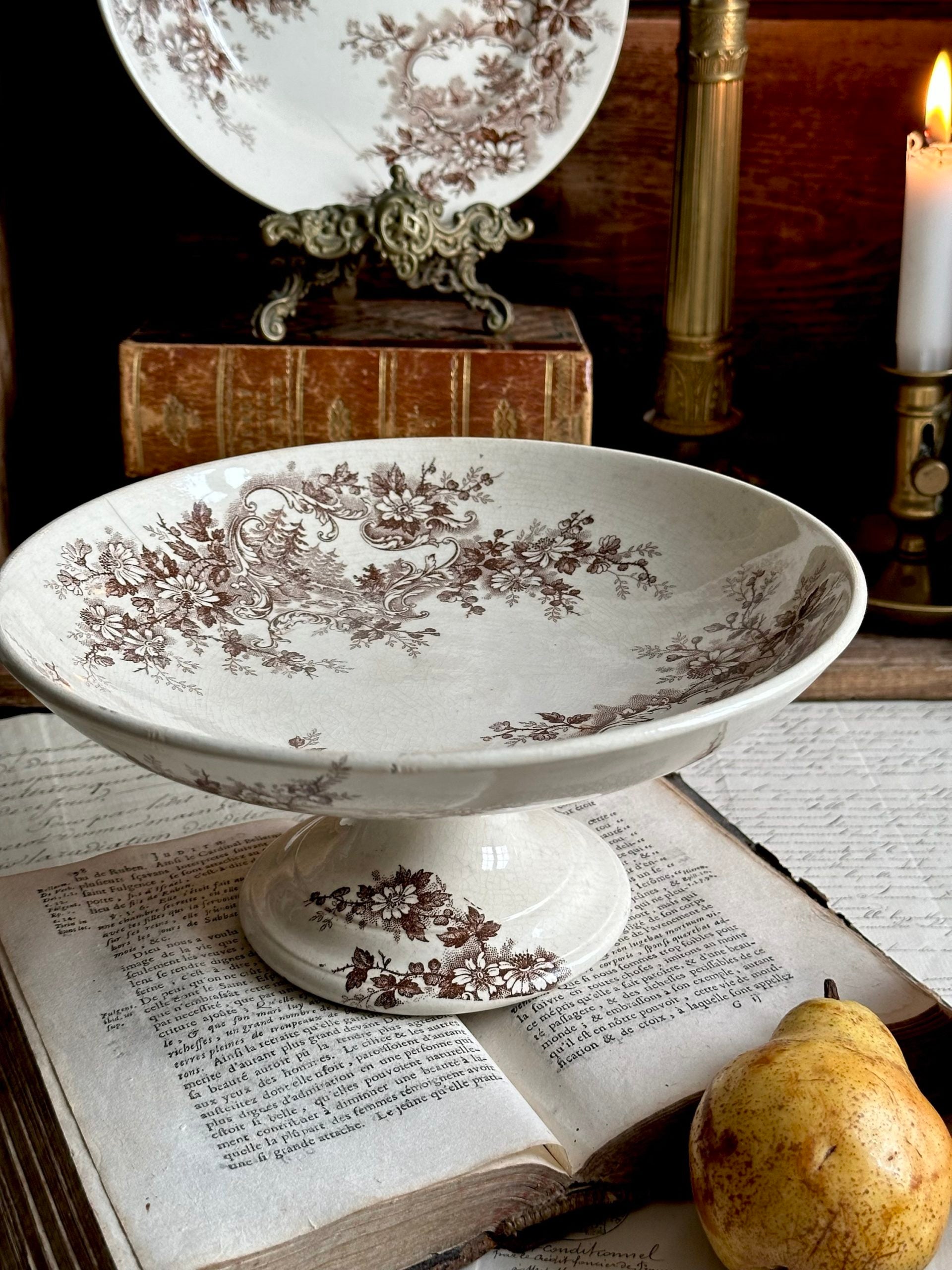 Choisy le Roi Pompadour model compote dish