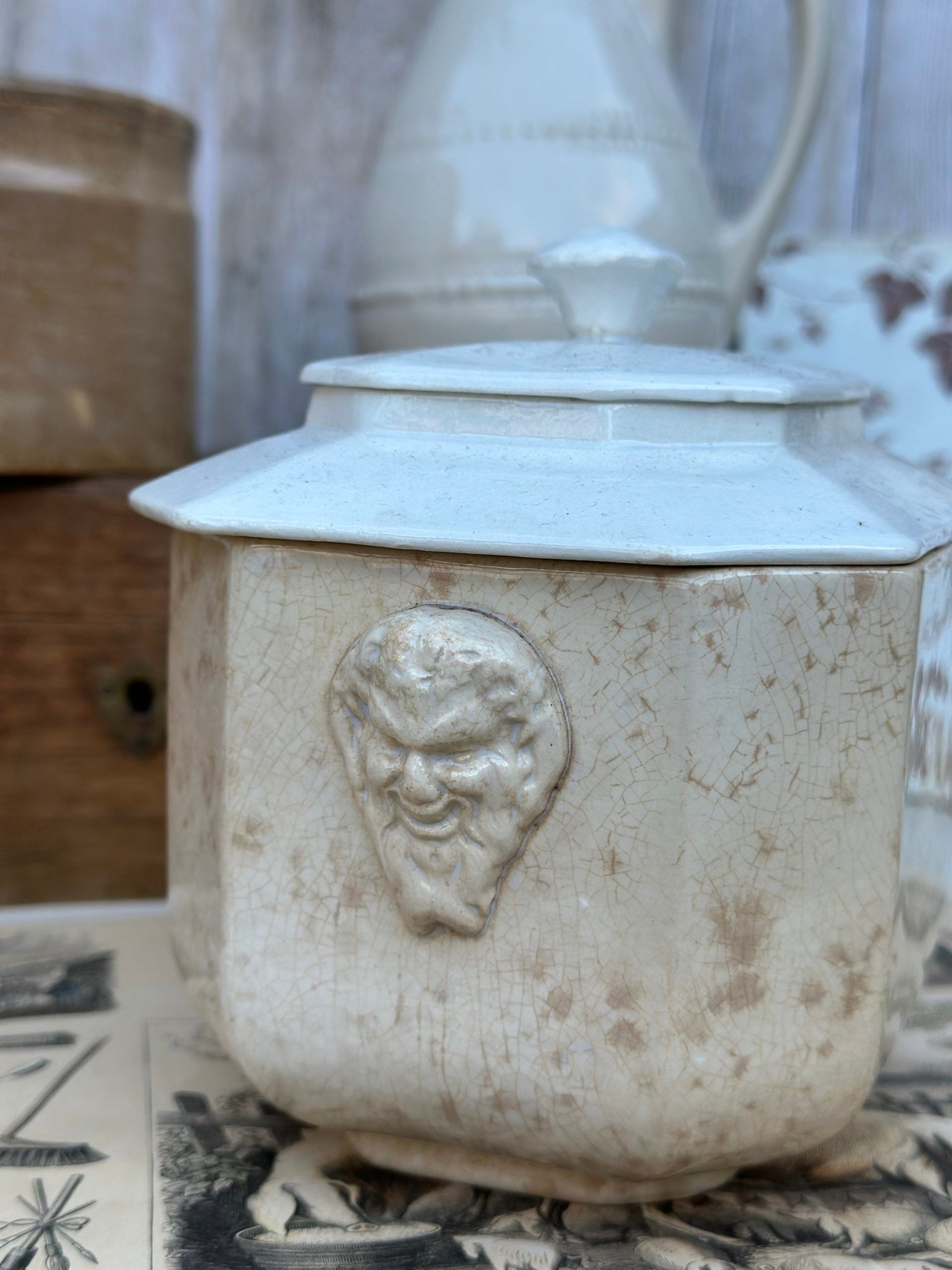 Large sugar bowl Sarreguemines, faun heads