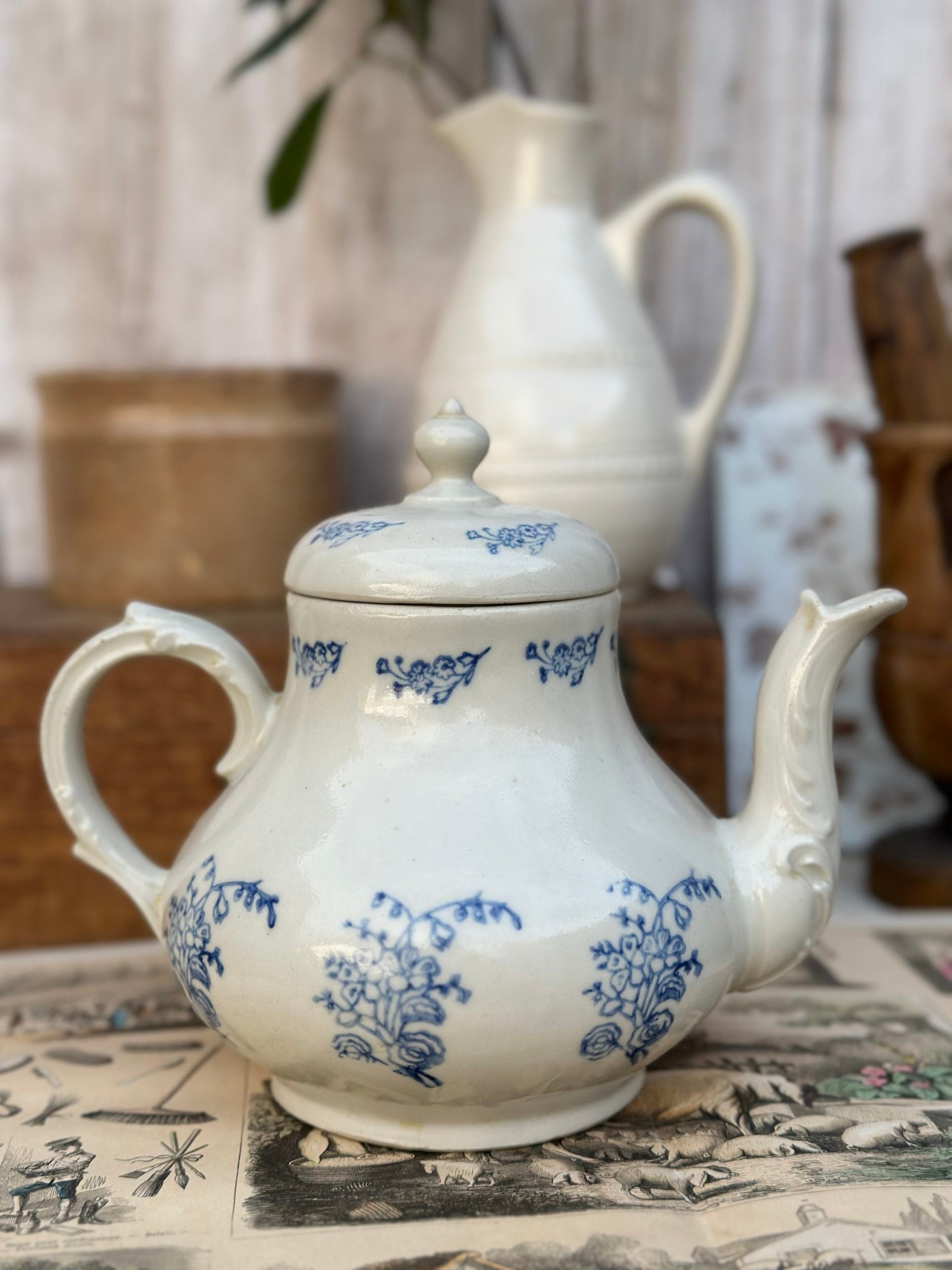 Large St Uze teapot