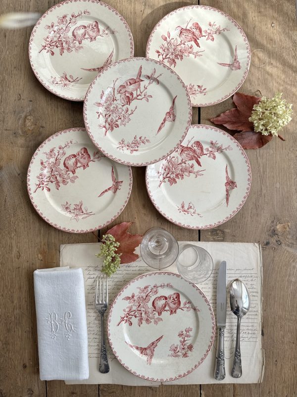 I. Ensemble de 6 assiettes plates Sarreguemines modèle Favori