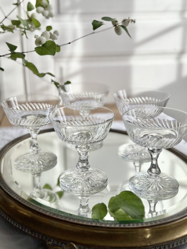 Suite de 5 coupes à champagne anciennes soufflées bouche – Image 5