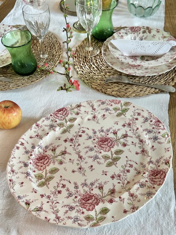 Grand plat ovale Johnson Bros modèle Rose Chintz
