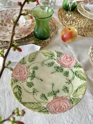 Merveille de compotier / présentoir aux roses en barbotine