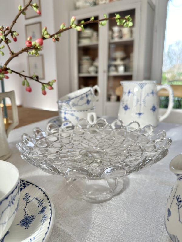 Petit compotier/plat piédouche en verre – Image 2