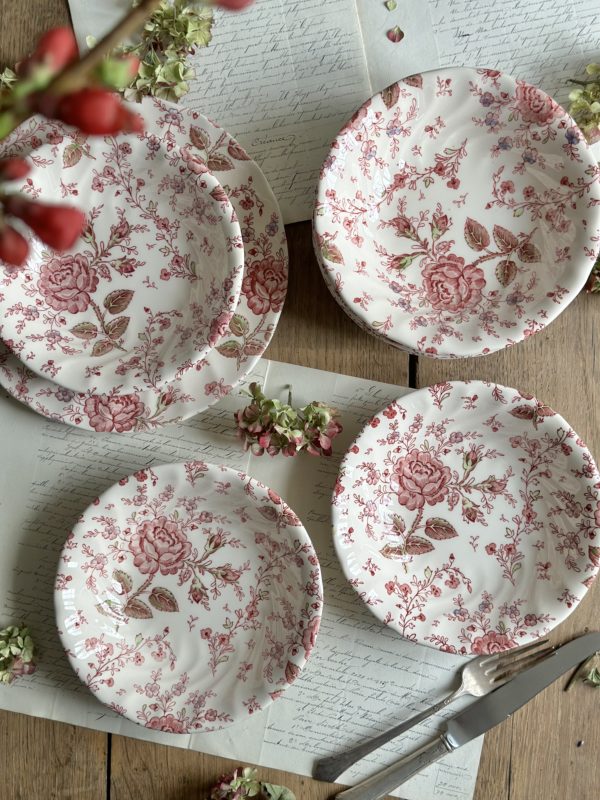 Suite de 6 assiettes calottes, à soupe, petite salade, entrée Johnson Brothers modèle Rose Chintz