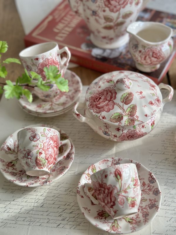 Service à café Johnson Brothers modèle Rose Chintz. – Image 2