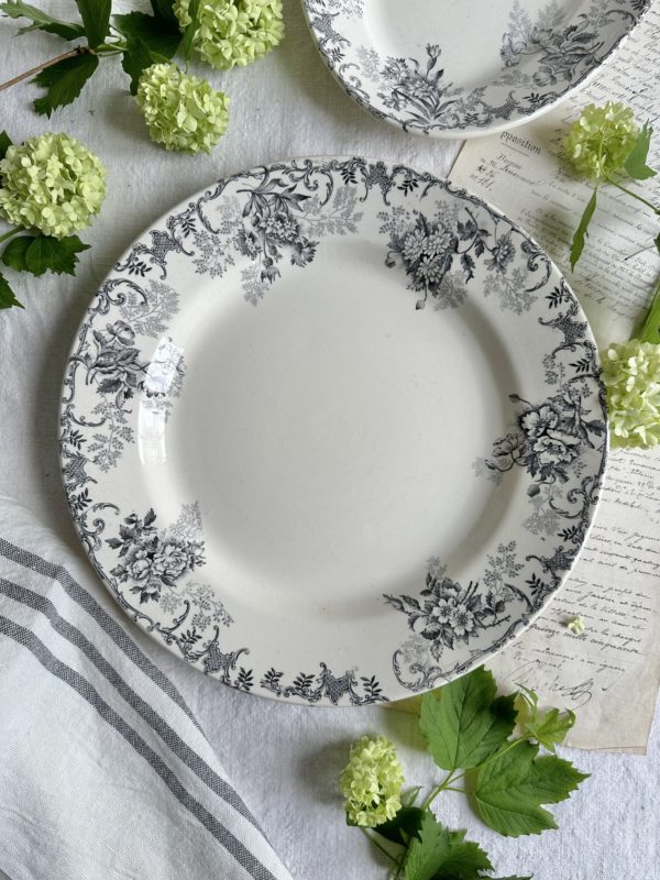 Grand plat rond Choisy Le Roi modèle Floréal