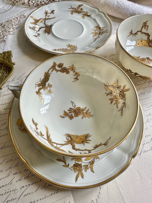 Rare, grande tasse à déjeuner Bernardaud Limoges Modèle Reine Elisabeth II – Image 3