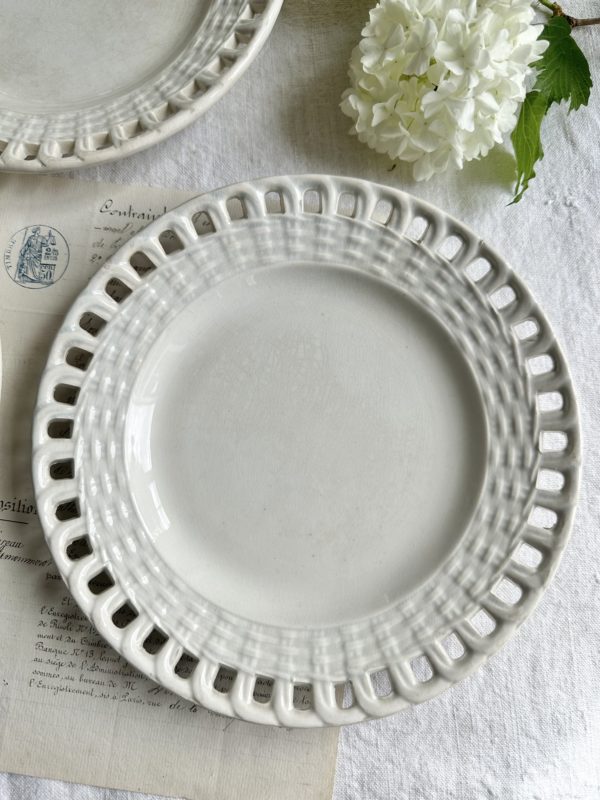 II. Série de 4 assiettes ajourées Creil & Montereau Lebeuf Milliet Cie 1834 - 1849 – Image 6