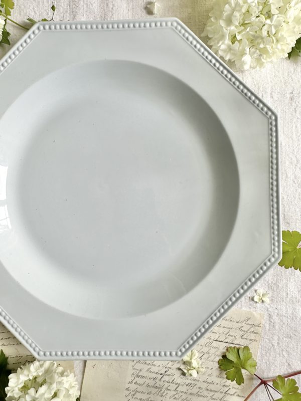 Grand plat octogonal perlé Montereau – Image 3