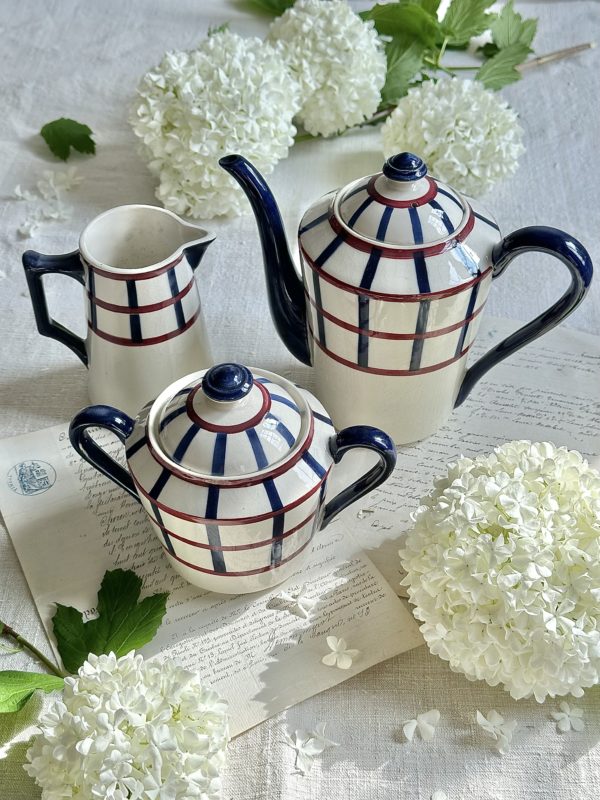 Ensemble cafetière/théière, sucrier et pot à lait Creil et Montereau HBCM modèle Béarn