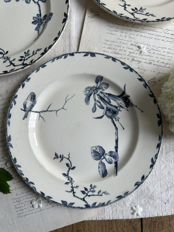 Suite de 3 assiettes plates Choisy le Roi modèle Oxford – Image 2