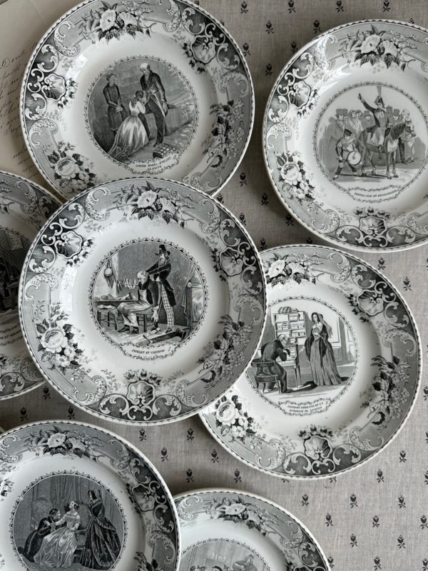 Suite de 12 assiettes Creil et Montereau Lebeuf Milliet Médaille d'Or 1844 – Image 4