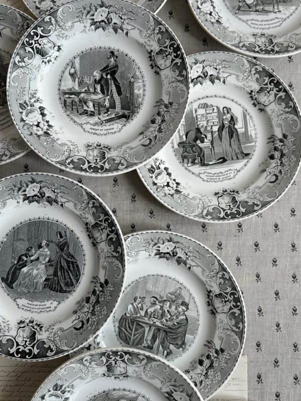 Suite de 12 assiettes Creil et Montereau Lebeuf Milliet Médaille d'Or 1844 – Image 3