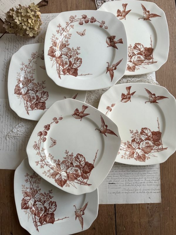 Réservé - Suite de 6 assiettes plates Lunéville modèle Ronce