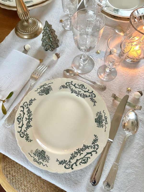 Suite de 6 assiettes plates Longchamp modèle Choiseul, couleur verte – Image 12