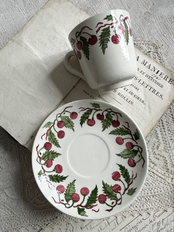 I. Tasse à café Digoin Sarreguemines motif Cerises 8611 – Image 6