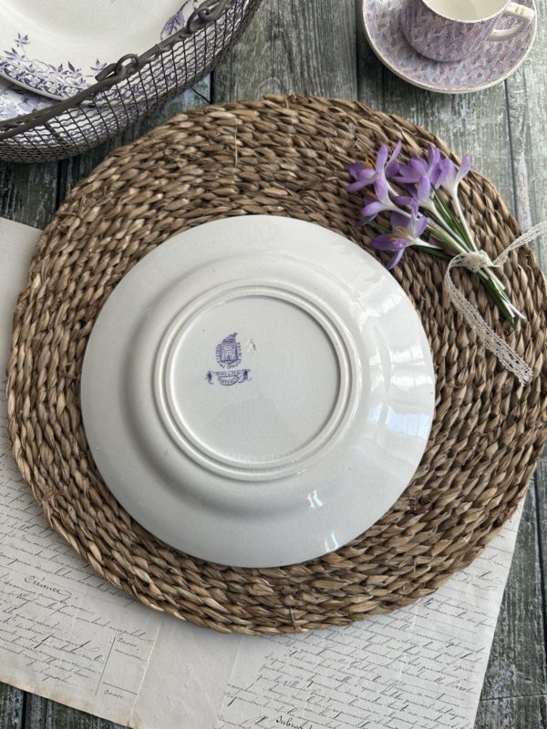 Rare assiette plate Gien modèle Hortensia, tons violet/mauve – Image 2