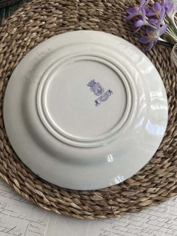 V. Rare assiette plate Gien modèle Hortensia, tons violets/mauves – Image 2