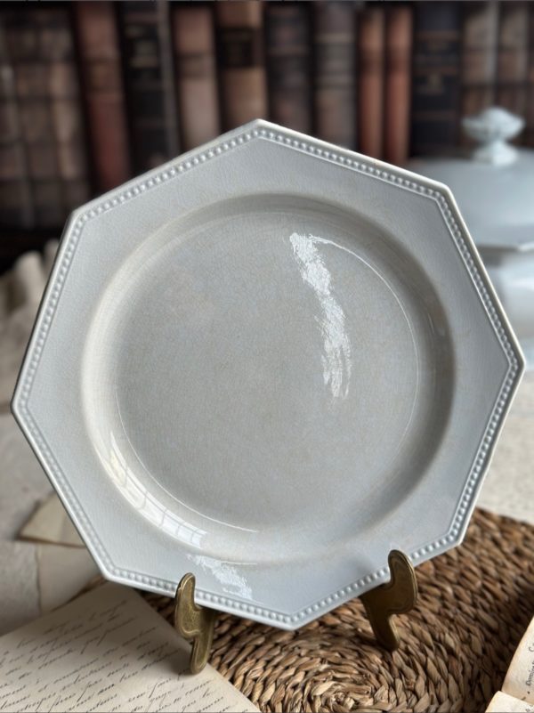Réservé - Suite de 6 assiettes plates octogonales Montereau perle, bleuté - début XIXème – Image 4