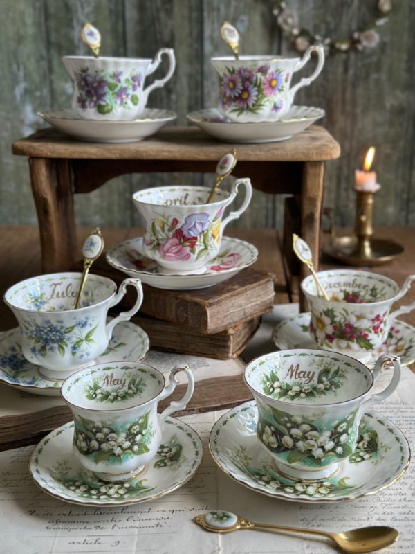 Tasse Royal Albert - mois
