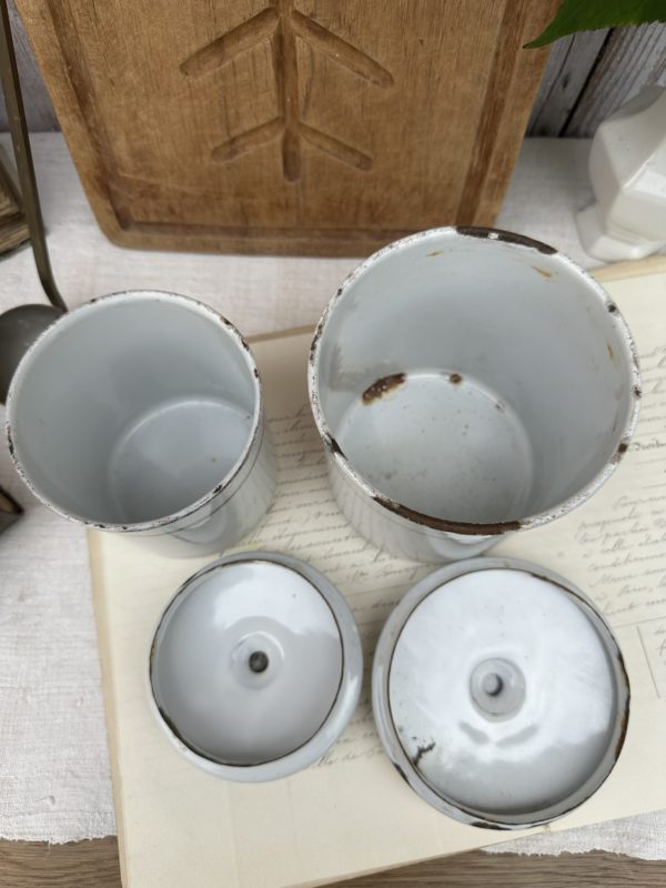 Deux pots à épices anciens en métal "Café" et "Farine" – Image 5