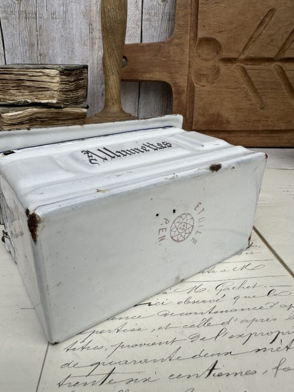 Boîte ancienne à allumettes en tôle émaillée – Image 7