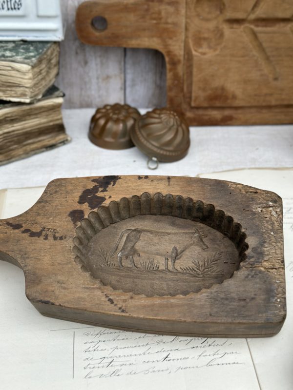 Moule à beurre ancien en bois – Image 4