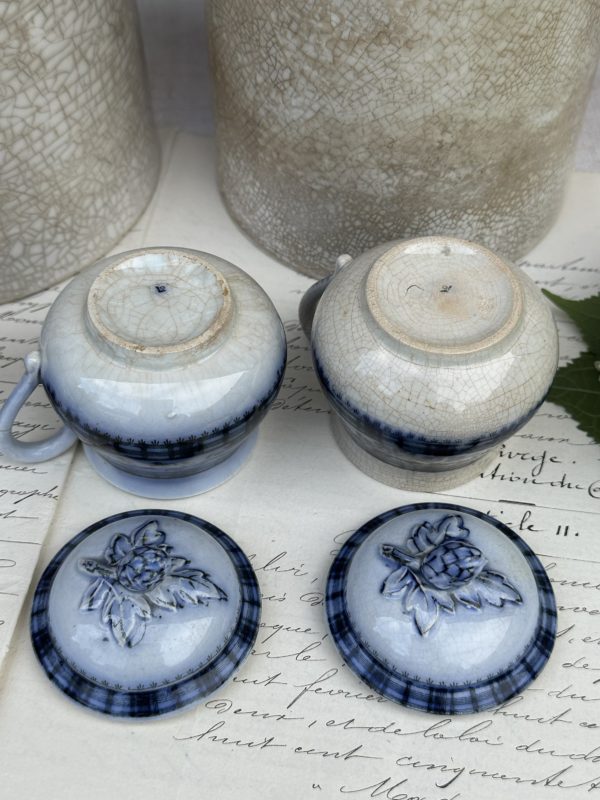 Réservé J - 2 petits pots à crème terre de fer – Image 7